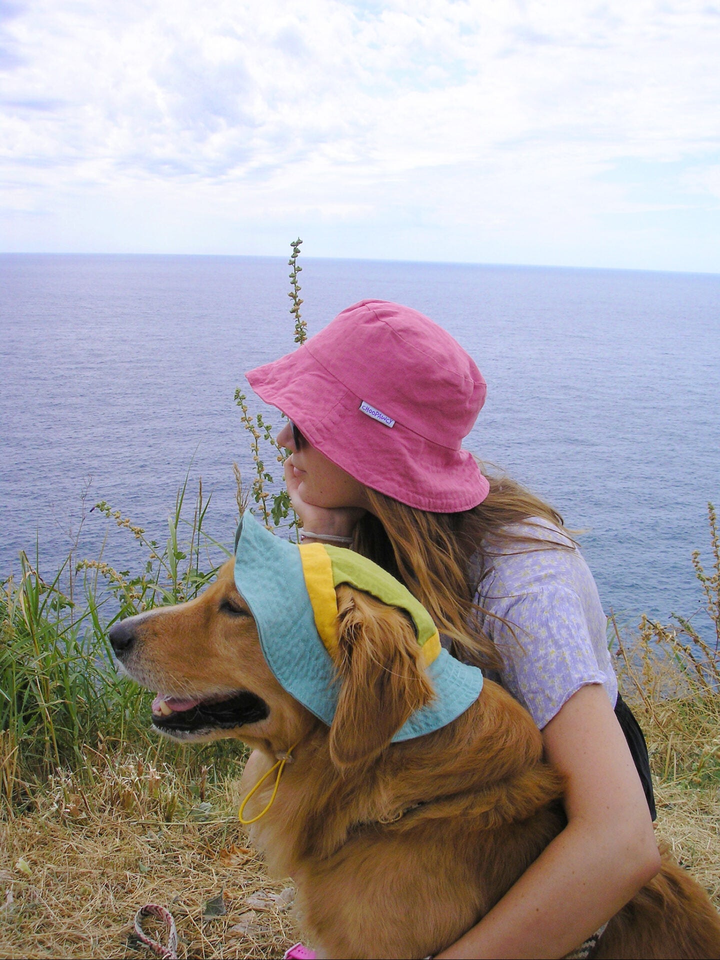 Human bucket hat